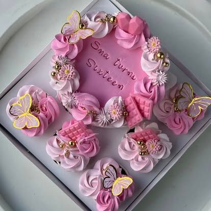 Rose Garden Cake by b·treats