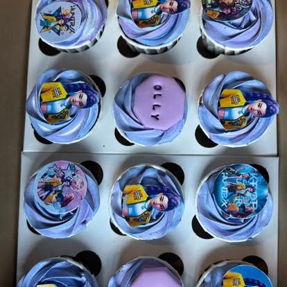 Confetti Cupcakes by b·treats