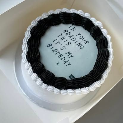 Noir Wreath Cake by b·treats