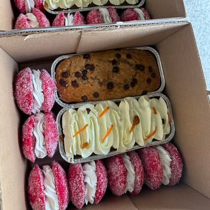Macaron Selection by b·treats