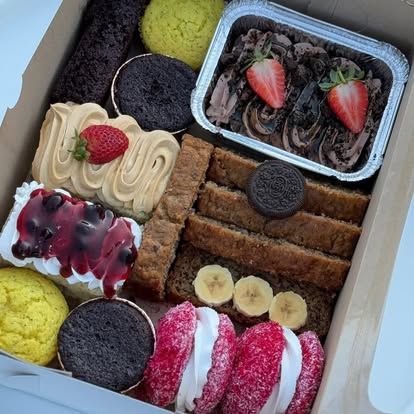 Strawberry Treat Box by b·treats